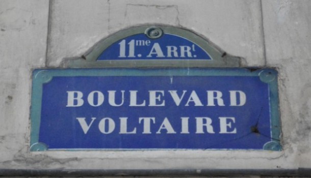 ATTENTATI PARIGI. BOULEVARD VOLTAIRE