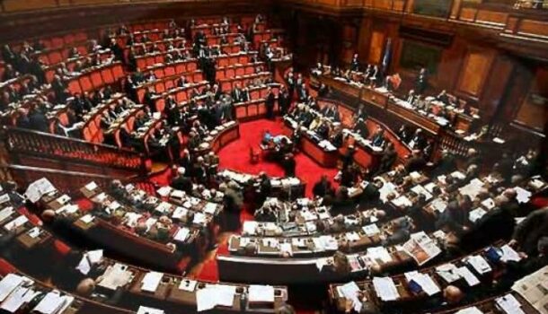 La sobrietà della buona politica, gli effetti speciali del populismo